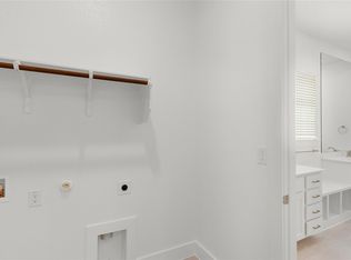 1144 Stonehill Dr, Georgetown, TX 78633