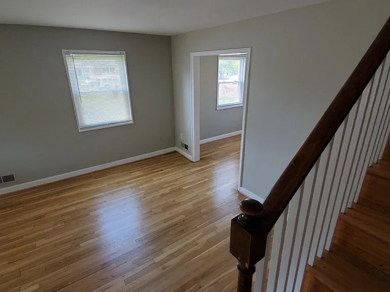 524 Duncan Ave — Photo 13