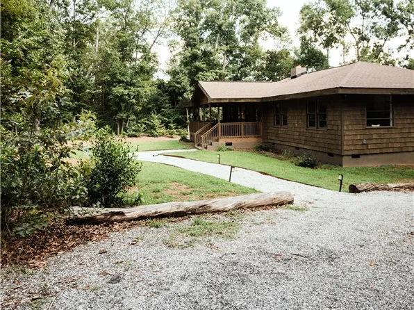 154 Wesley Ct, Starr, SC 29684