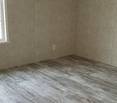 2nd image of 410 Alice Ln