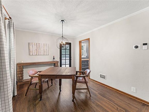 5th image of 5147 Nall Ave