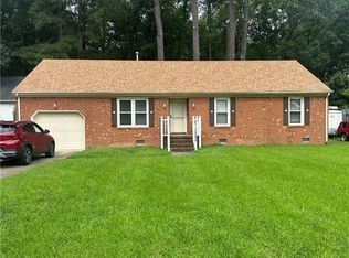 2868 Flag Rd, Chesapeake, VA 23323