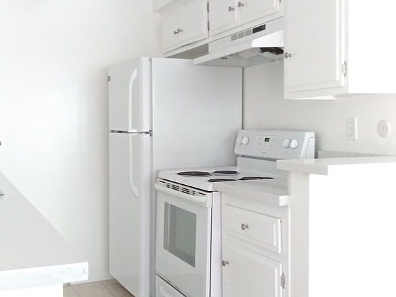 Model Unit- Vacant units may slightly differ