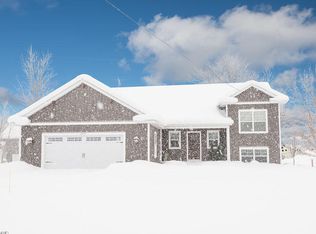 5970 96th Ave, Zeeland, MI 49464