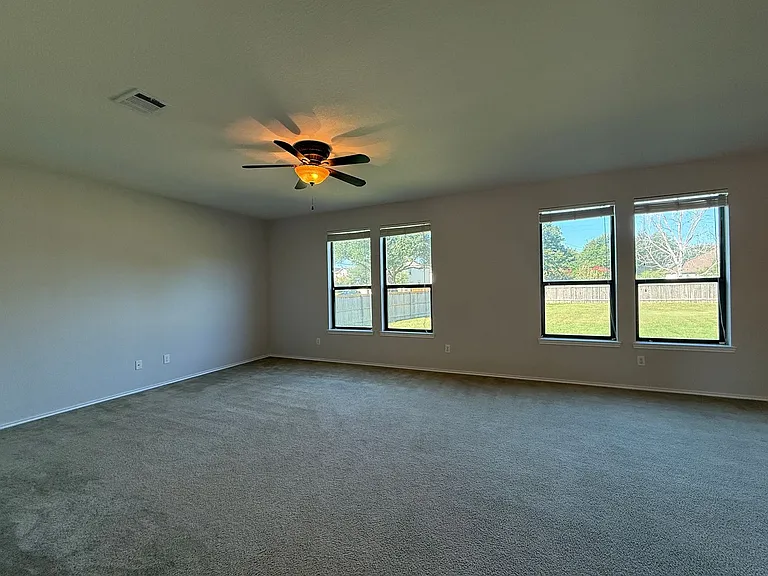 2250 Howry Dr — Photo 8