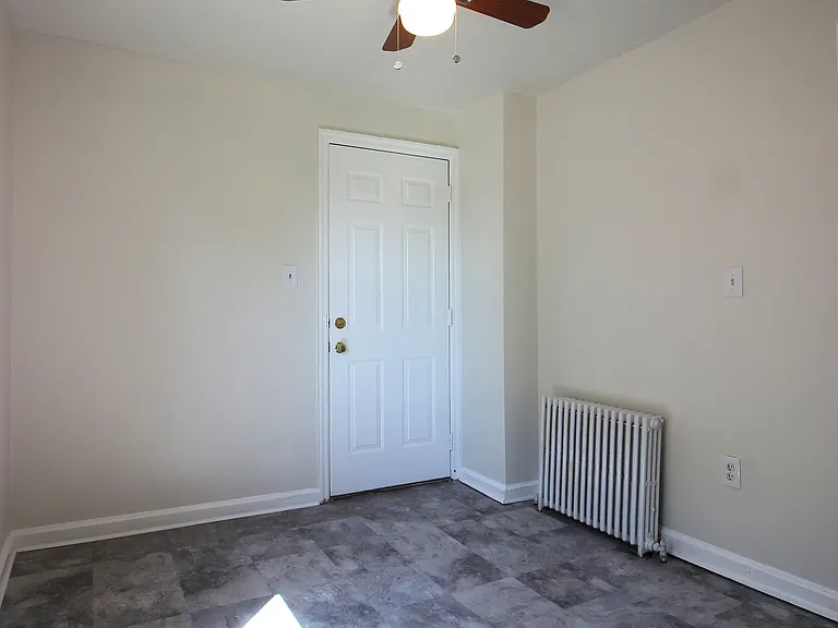 3719 Kemper Rd — Photo 9