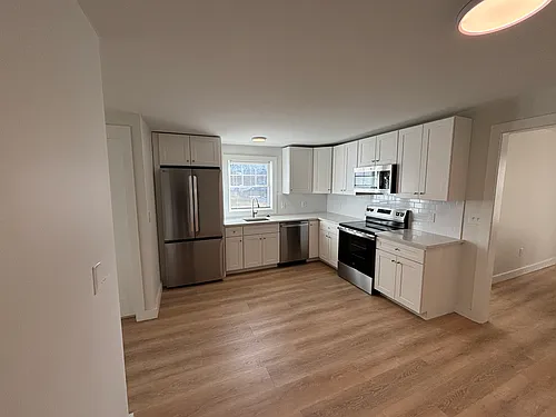 189 Front St #1 Photo 1