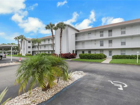 9580 Victoria LN #104, NAPLES, FL 34109