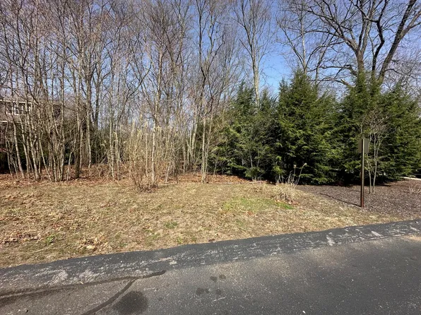 18654 Old Field Rd, New Buffalo, MI 49117