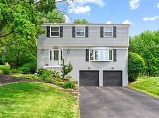 9342 Doral Dr, Pittsburgh, PA