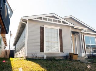 9958 Cedar Mountain Cir, Dallas, TX 75217