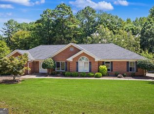 502 Wedgepark Dr, McDonough, GA 30252