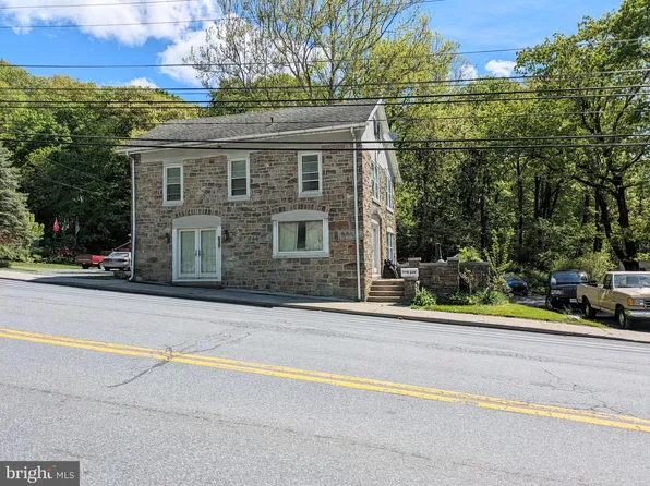 839 N Broadway, Wind Gap, PA 18091