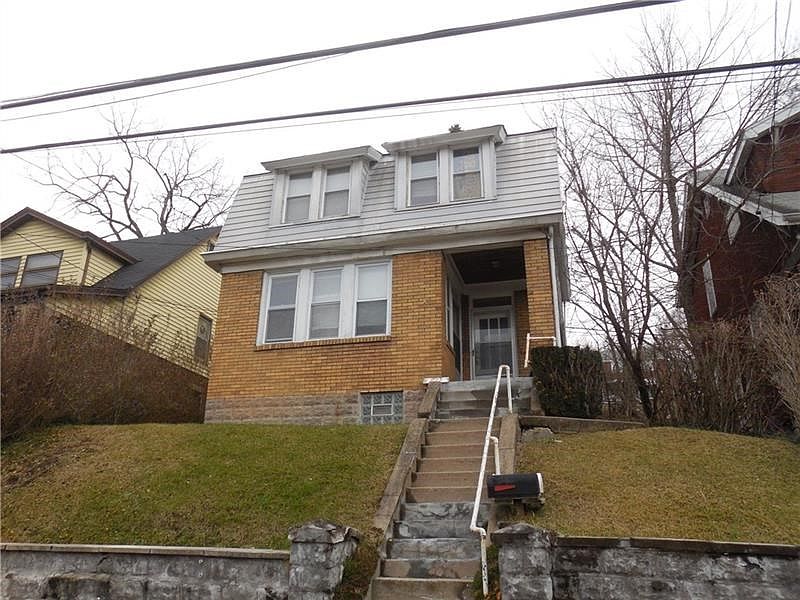 Front of  925 Baldwin