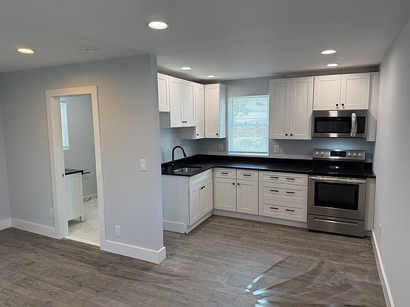 2nd image of 17 Collins St APT 12
