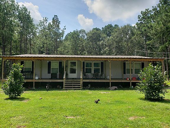 3rd image of 1815 County Road 482