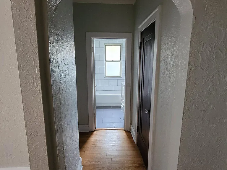 5658 N Christiana Ave #G — Photo 8