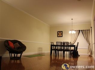 16 Tall Tree Ln, Poughkeepsie, NY 12601