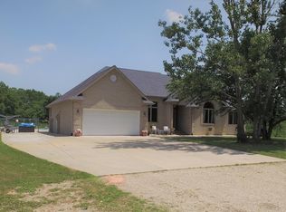 18627 Rickerman Rd, Galien, MI 49113