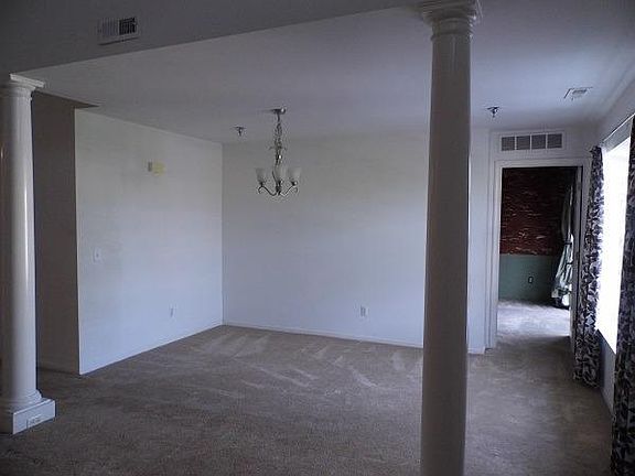 5th image of 5952 E Island Dr #D
