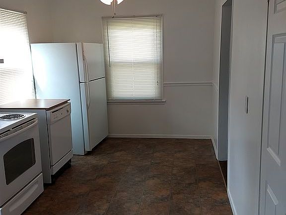 5th image of 2710 Bellecote Ave