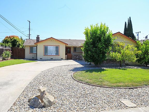 2nd image of 3322 Jericho Ln