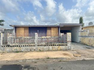 Aragon Street Villa Contesa #12, Bayamon, PR 00956
