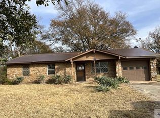 817 Fm 990, De Kalb, TX 75559