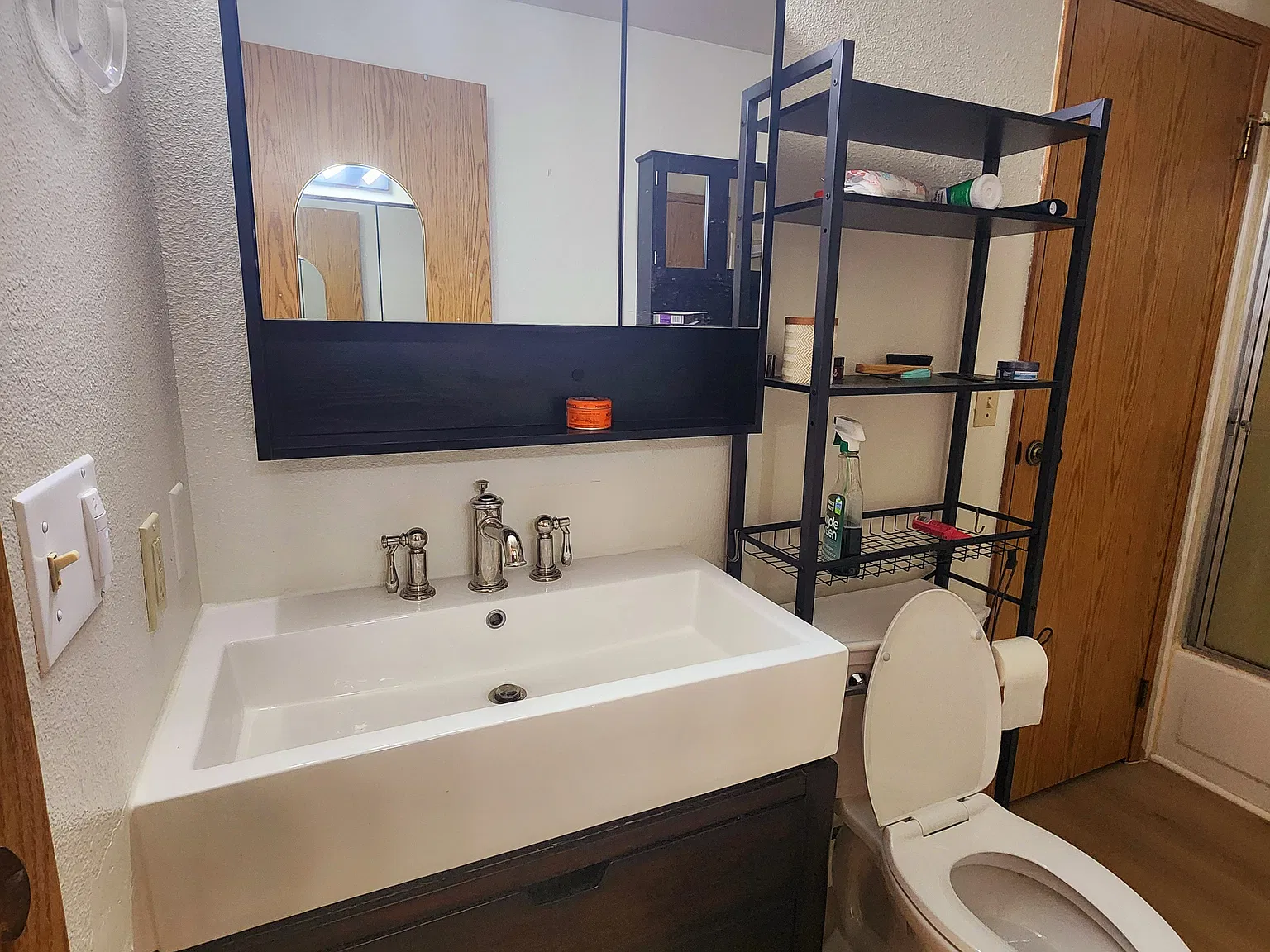 3 bed, 1.5 bath, 1200 sqft, $2,600 — Photo 3
