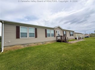 19 Carlee Dr, Point Pleasant, WV 25550