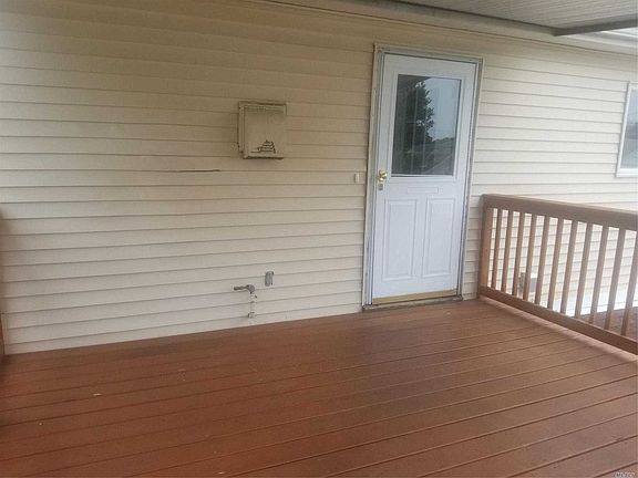 2nd image of 18 Smith St