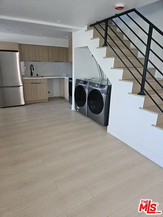 4 bed, 3.0 bath, 1178 sqft, $3,799 — Photo 4