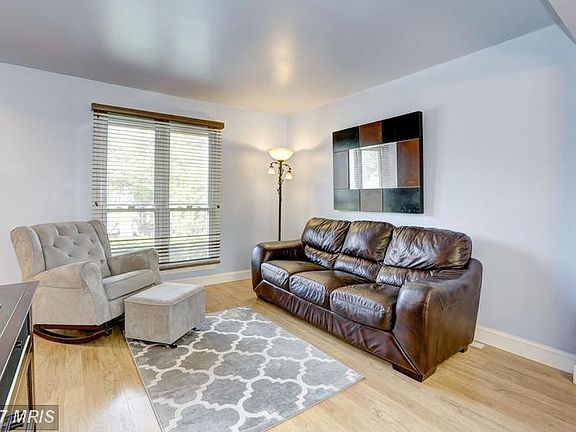 5th image of 18109 Kitchen House Ct