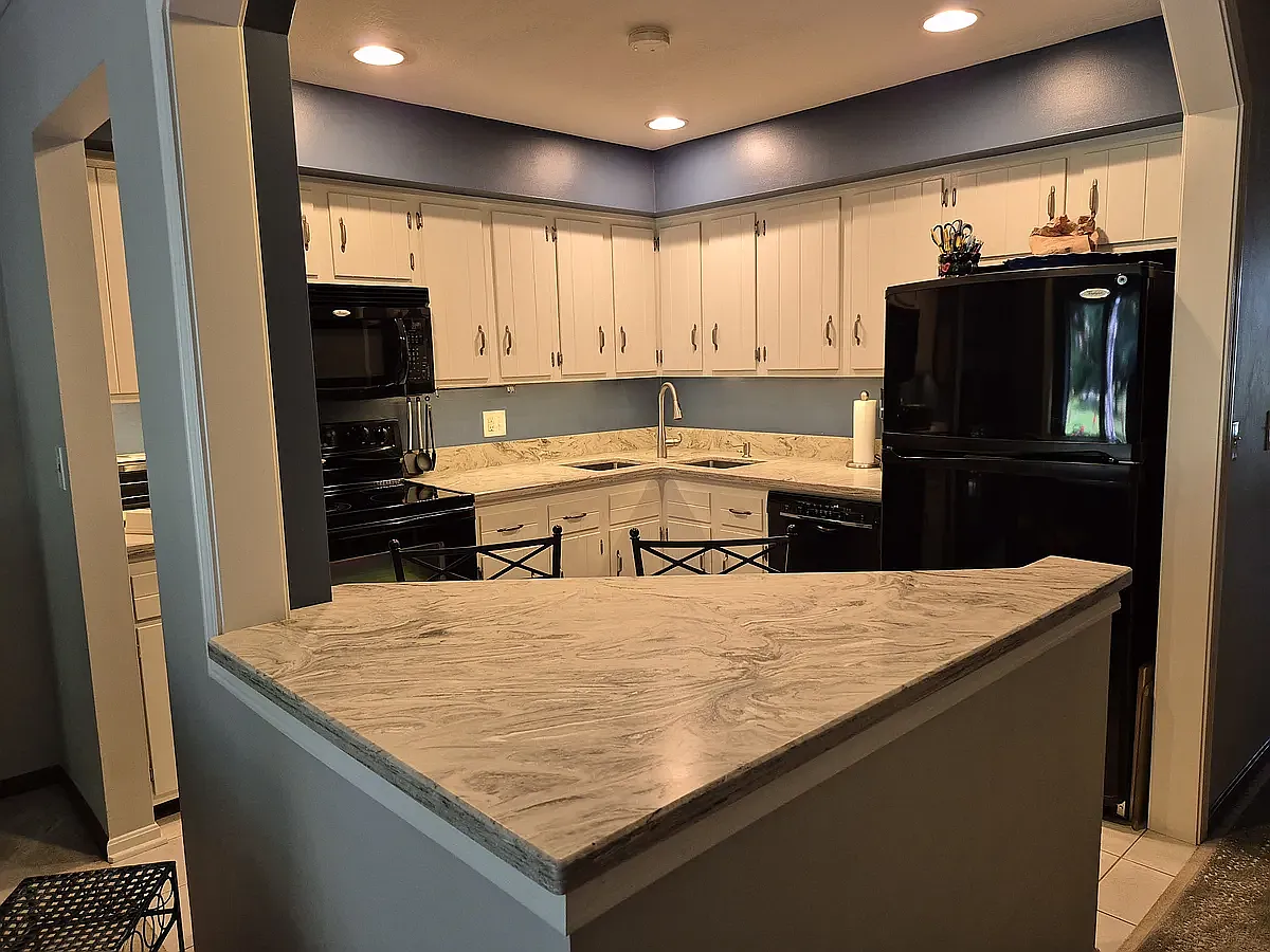 2 bed, 1678 sqft, $1,950 — Photo 2
