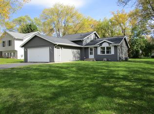 111 Spinnacre Pl NE, Poplar Grove, IL 61065