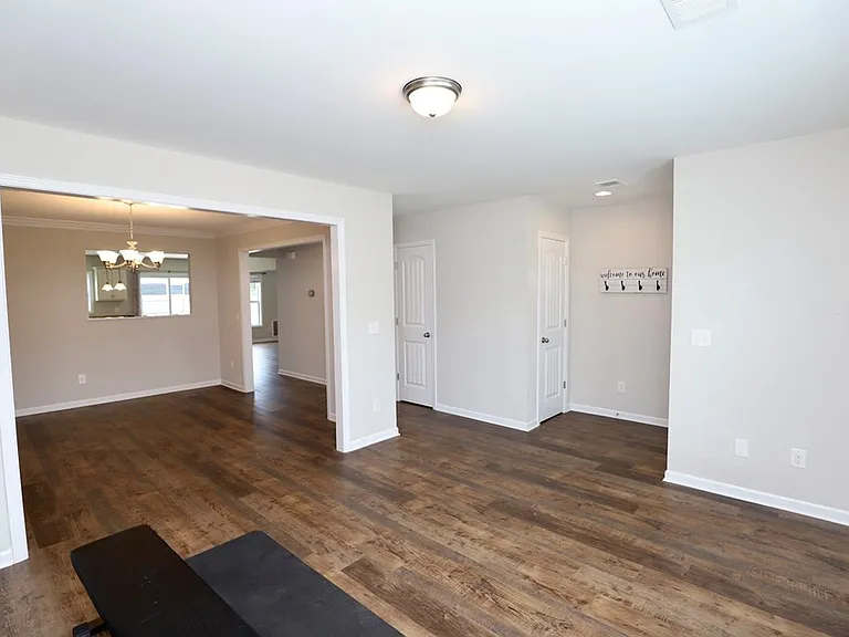 3680 Moseley Dr — Photo 7