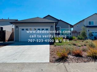 3712 Hennessy Pl, Santa Rosa, CA 95403