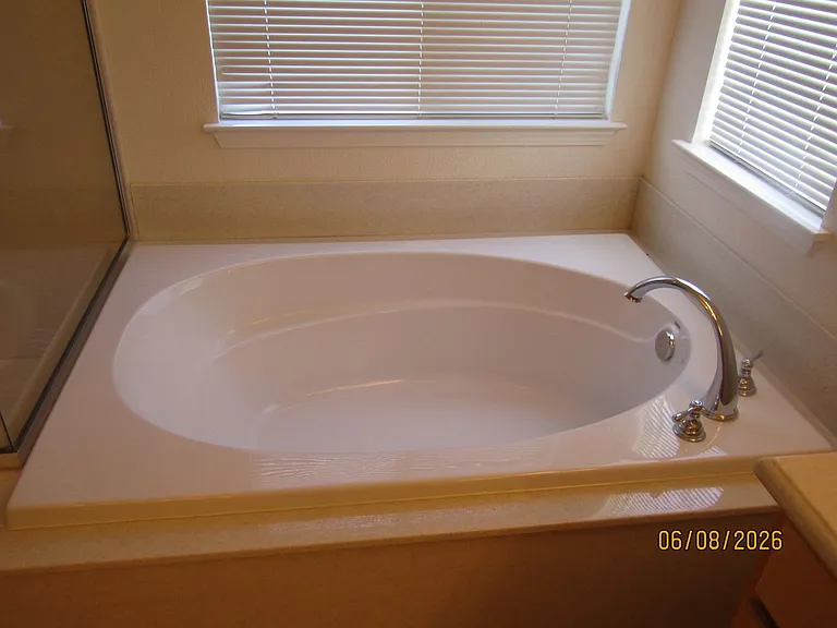8457 Old Oak Rd — Photo 21