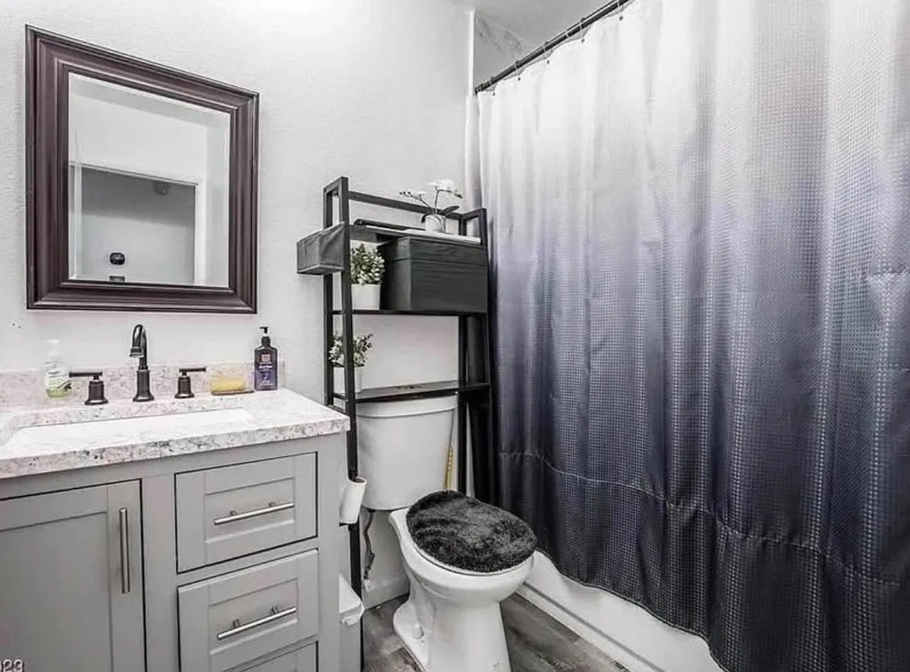 4 bed, 1636 sqft, $2,200 — Photo 2