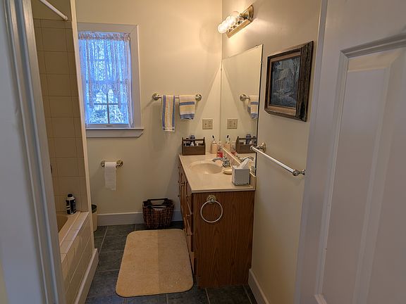 4th image of 417 Grimball Dr #A