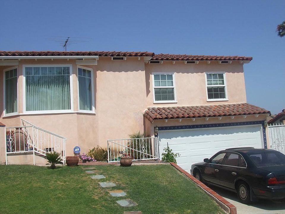 1st image of 4930 Presidio Dr