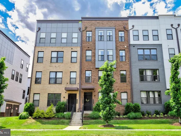 4130 Legato Rd Unit 54, Fairfax, VA 22033