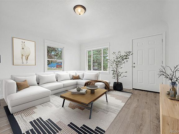 4th image of 1555 N Monroe Avenue