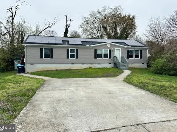 82 Harkins Dr, Smyrna, DE 19977