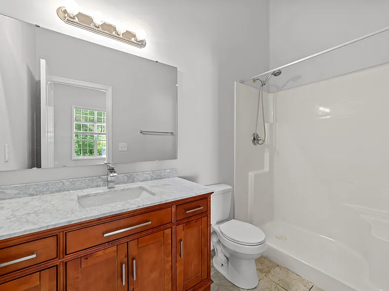 6809 Middleboro Dr — Photo 33