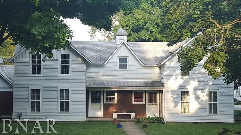 112 S Moore St photo 1