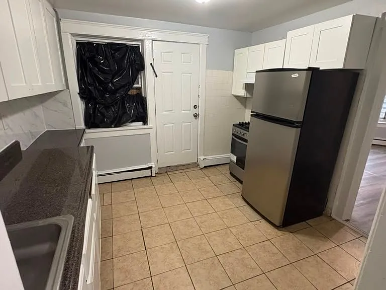 99 Ash St #1 — Photo 6