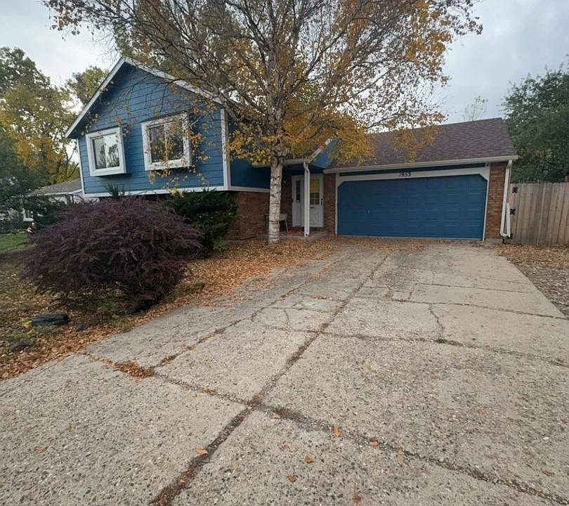 1953 Promenade Way