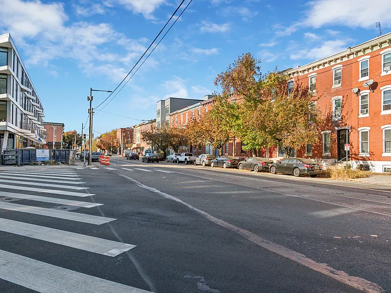 3727 Lancaster Ave #300 — Photo 8