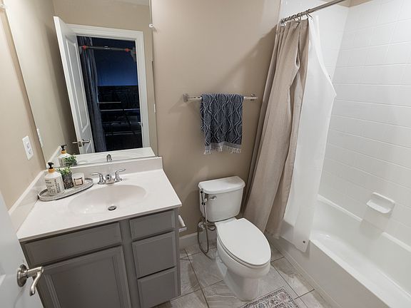 5th image of 15275 Cartersville Ct